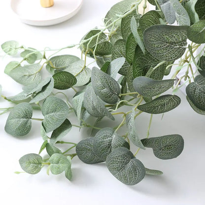 Silk Eucalyptus Wall Hanging Bouquet - Artificial Ivy Leaf Decoration for Weddings and Events